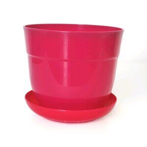 INDOOR OUTDOOR HOT PINK PLANTER 8 INCH DIAMETER  NWOT